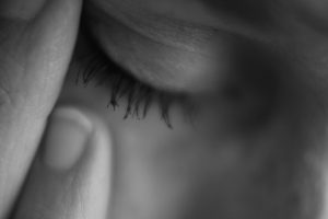 migraine-headache-pain-by-r-nial-bradshaw
